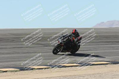 media/Oct-13-2025-Moto Forza (Mon) [[a66d839500]]/4-C Group/Session 2 (Bowl)/